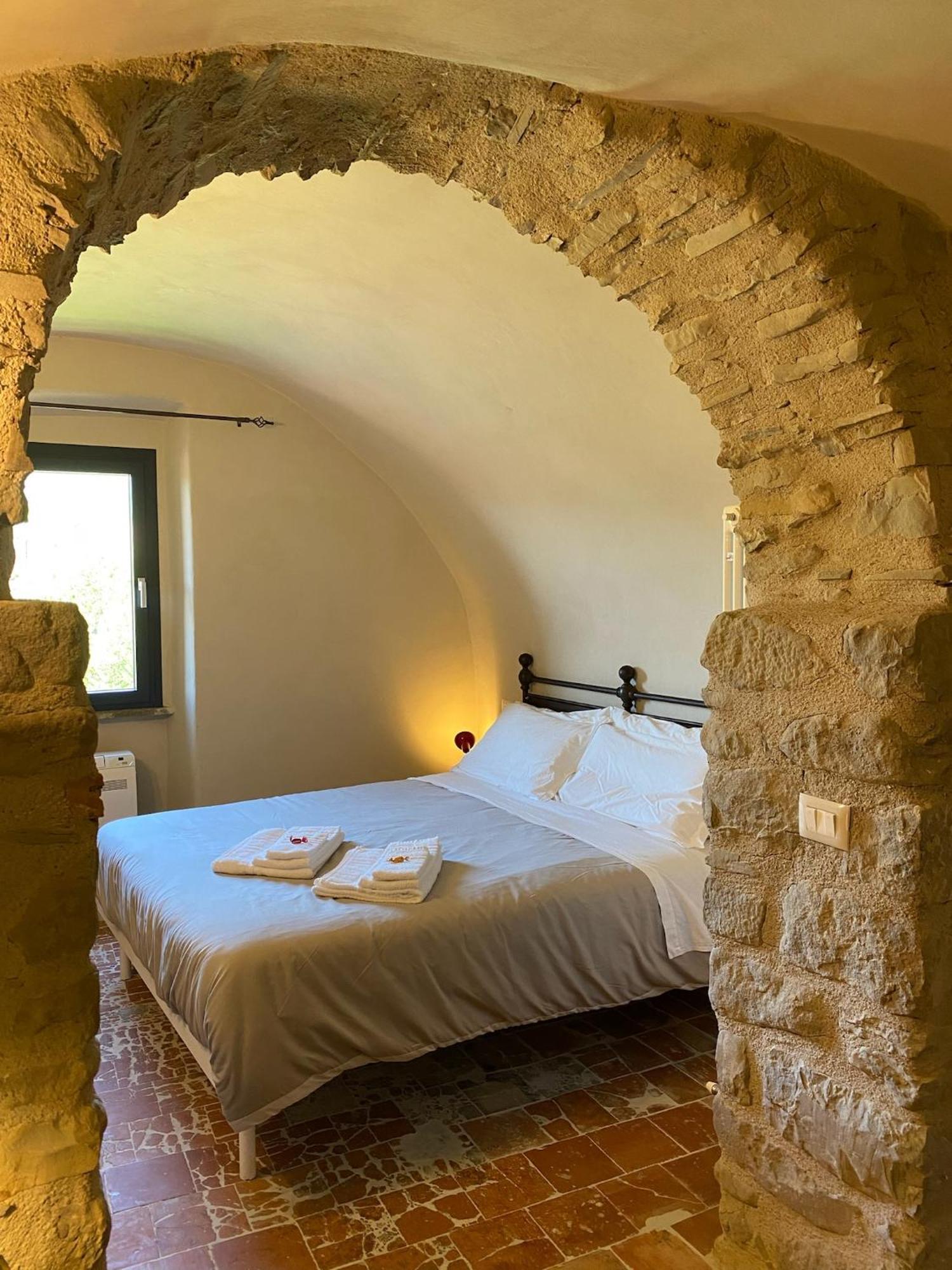 La Casa Medievale Suites E Spa Pontremoli Eksteriør bilde