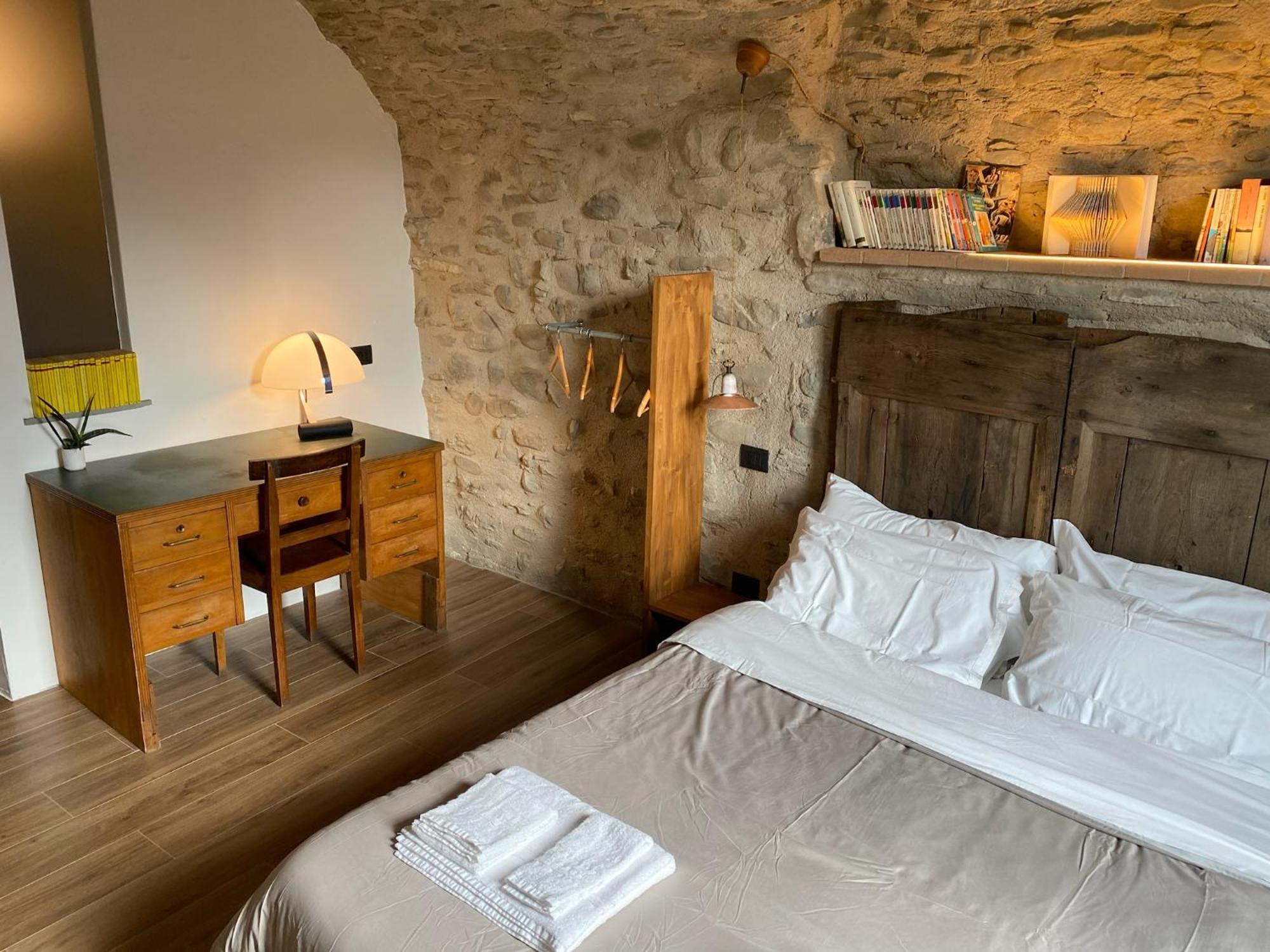 La Casa Medievale Suites E Spa Pontremoli Eksteriør bilde