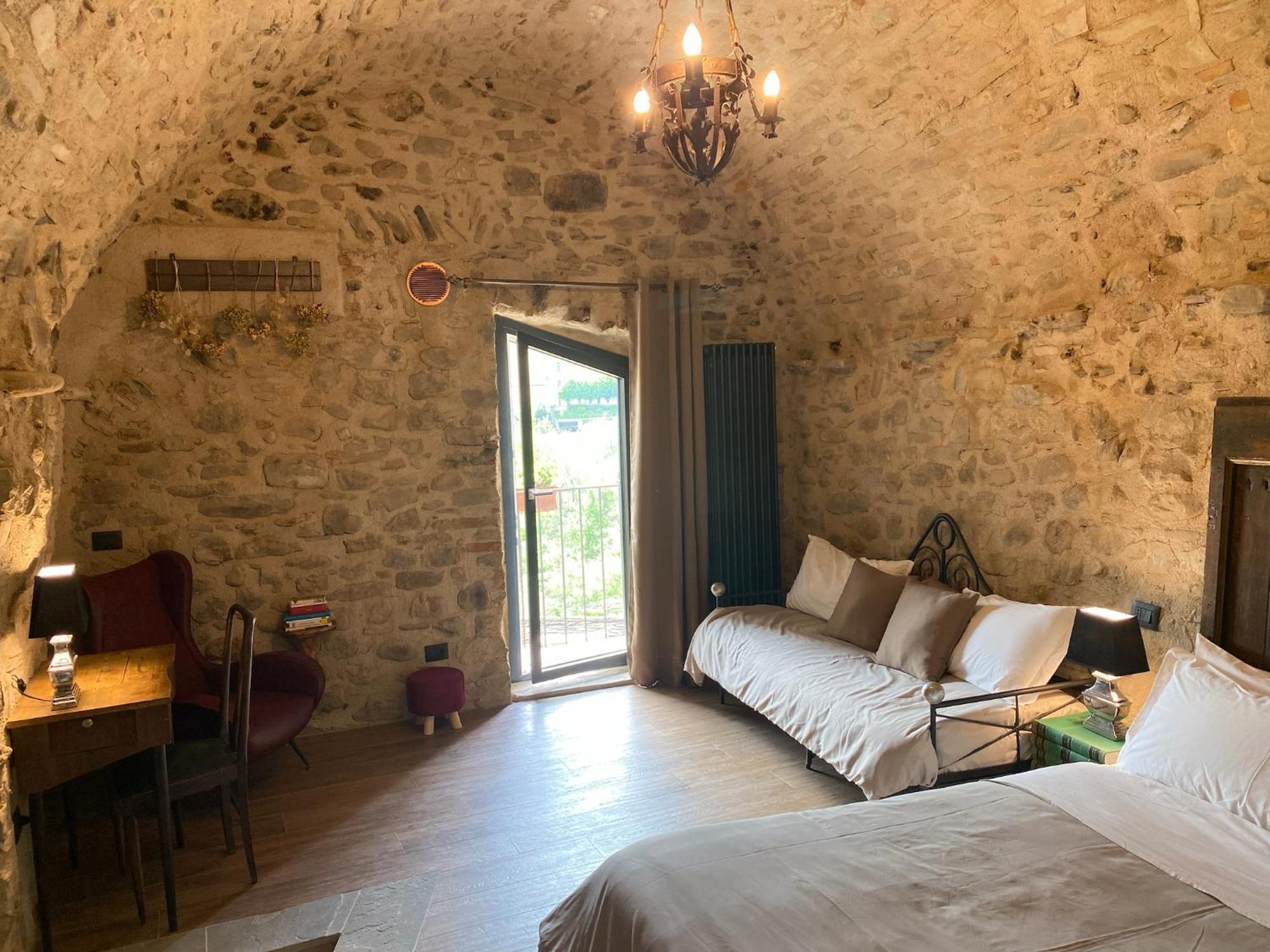 La Casa Medievale Suites E Spa Pontremoli Eksteriør bilde