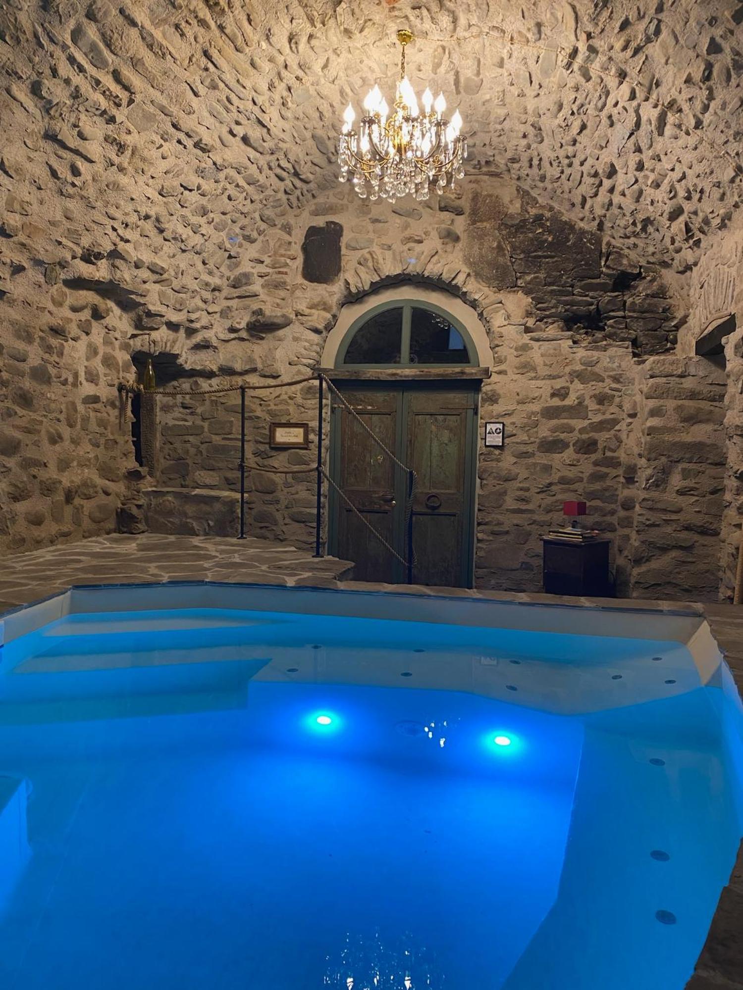 La Casa Medievale Suites E Spa Pontremoli Eksteriør bilde