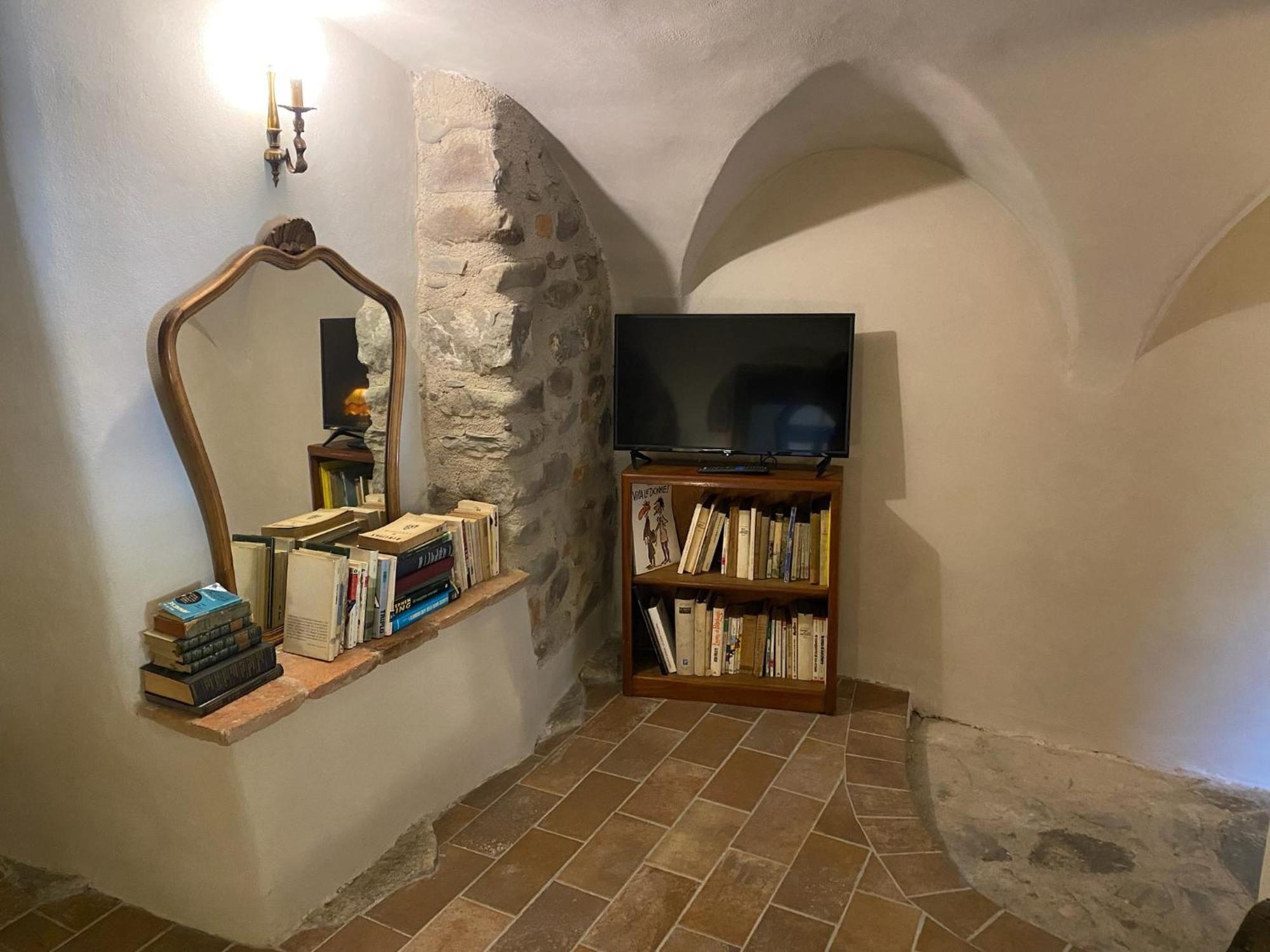 La Casa Medievale Suites E Spa Pontremoli Eksteriør bilde