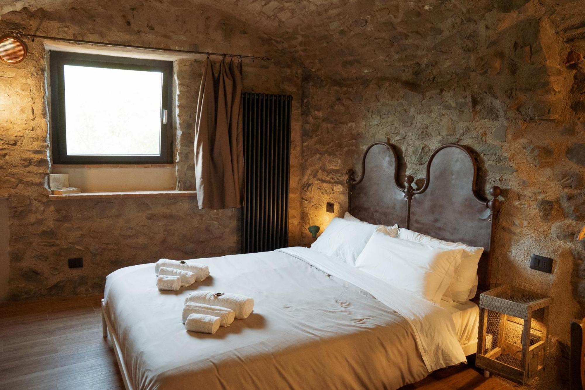 La Casa Medievale Suites E Spa Pontremoli Eksteriør bilde